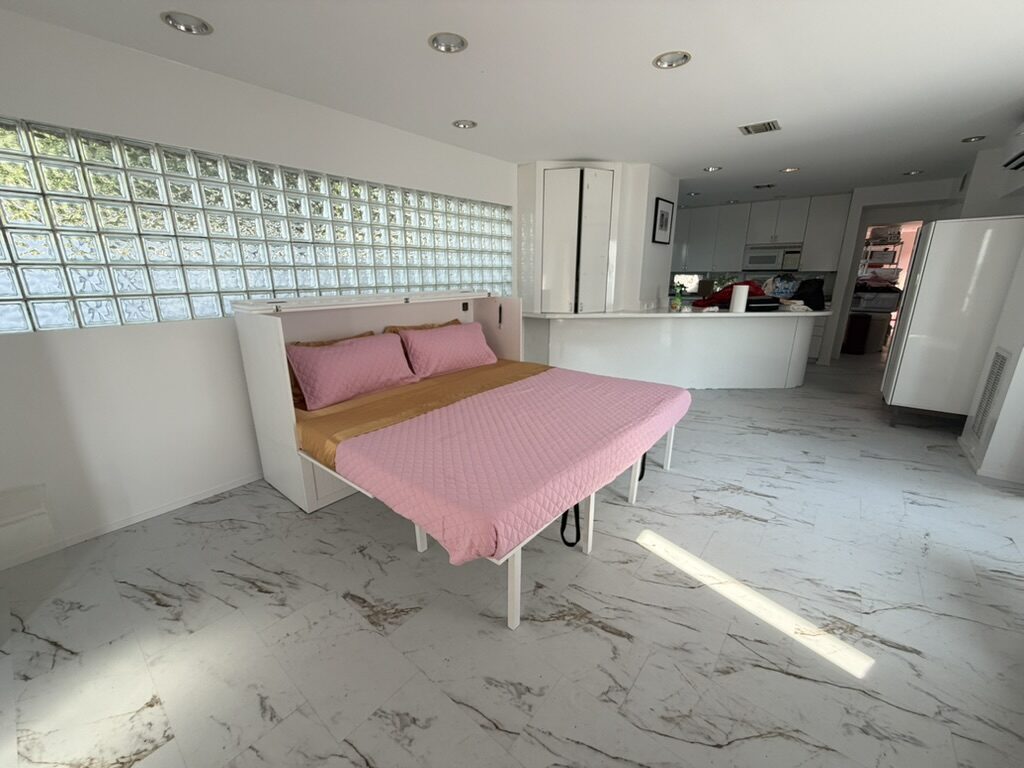 King Kitchenette